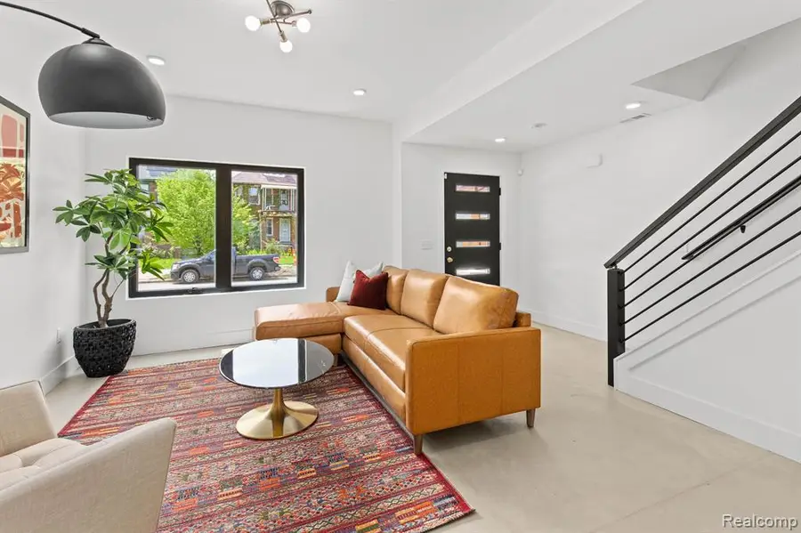 7542 Churchill #C21, Detroit, MI 48206 - #3