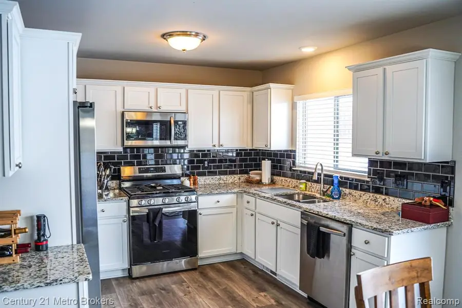 5424 Pintail, Burton, MI  - #3