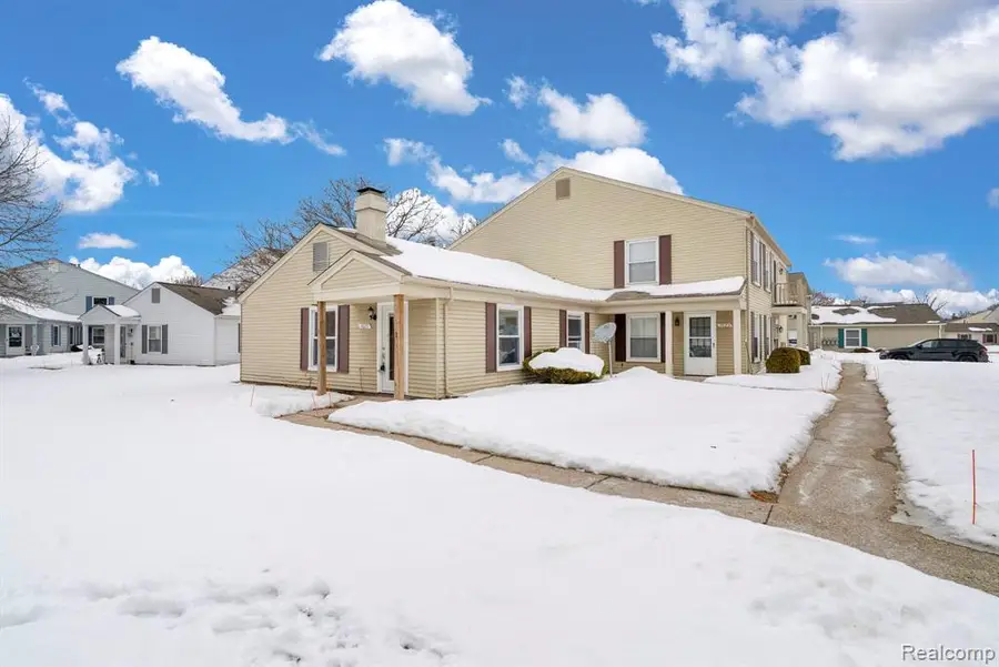 3027 Maplewood, Lake Orion, MI  - #2