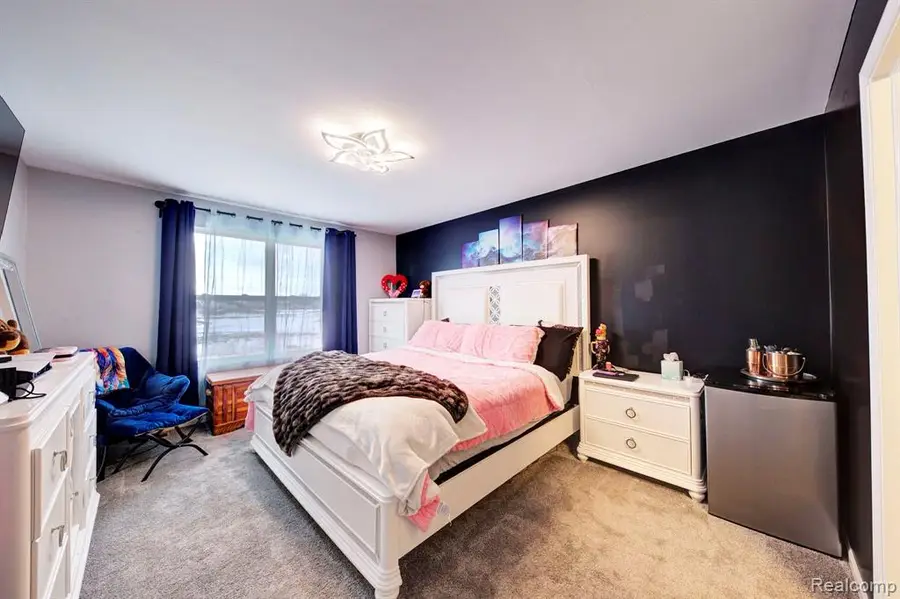 5989 Bay Hill, Romulus, MI  - #3