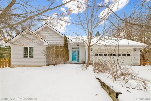 132 Florence, Lake Orion, MI 