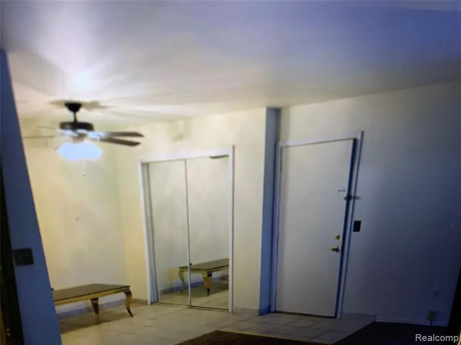 34673 E Clarkson #78, Fraser, MI 48026 - #2