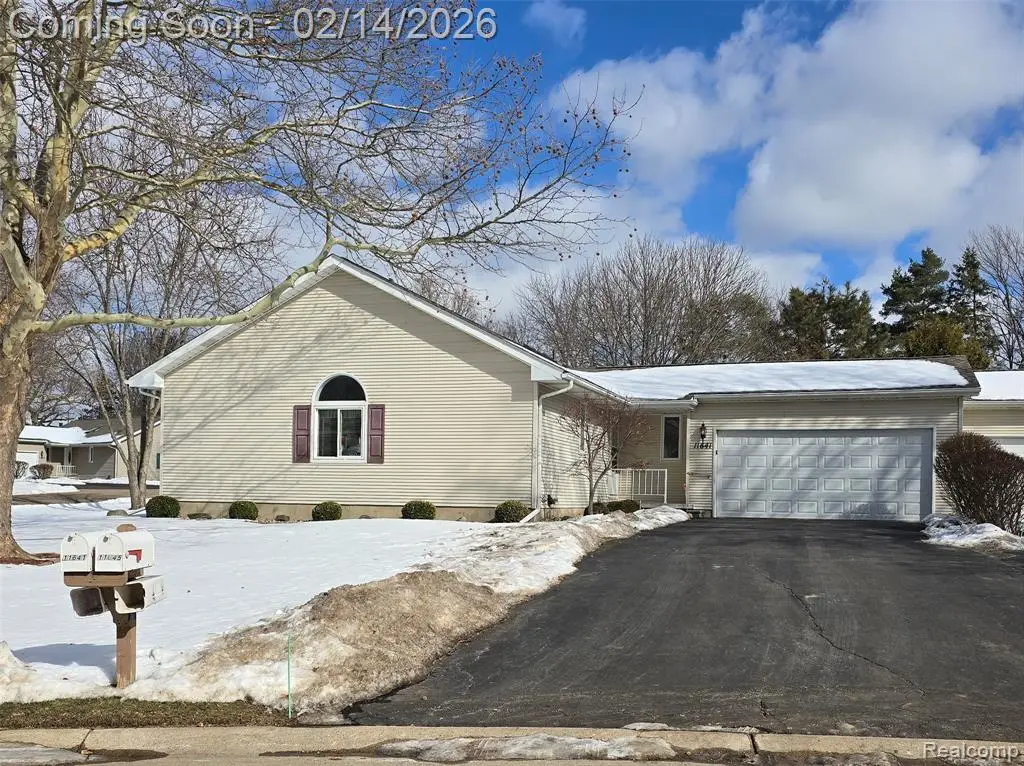 11641 Hawthorne Glen, Grand Blanc, MI  - #1