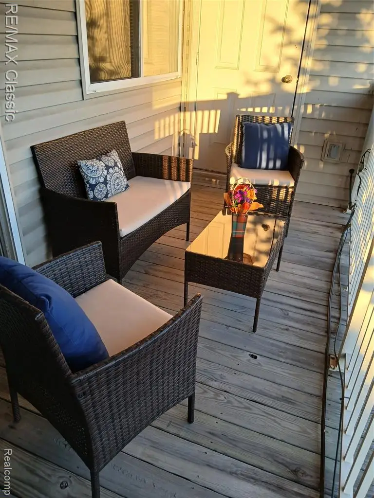 806 Brandon, Pontiac, MI  - #3