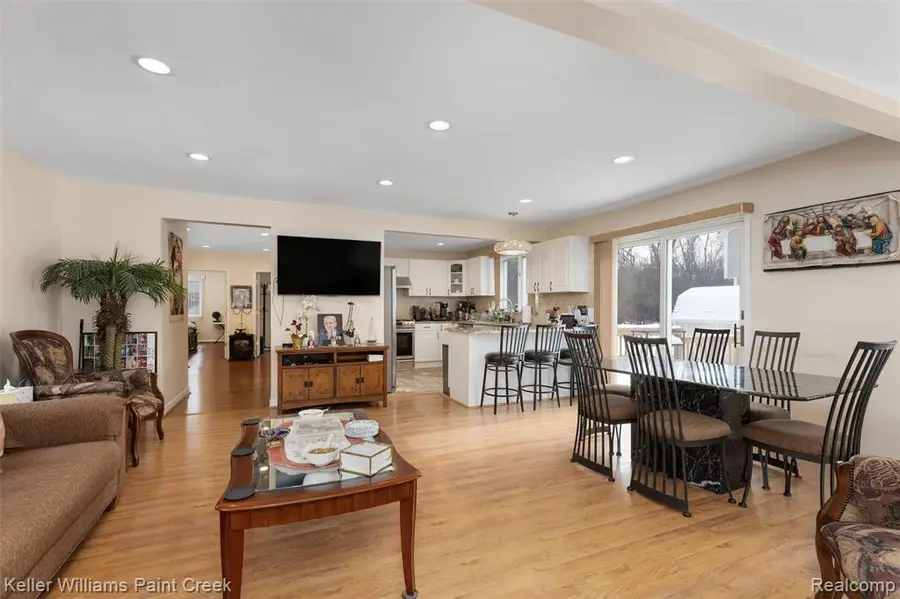 5615 Loveland, West Bloomfield, MI  - #3