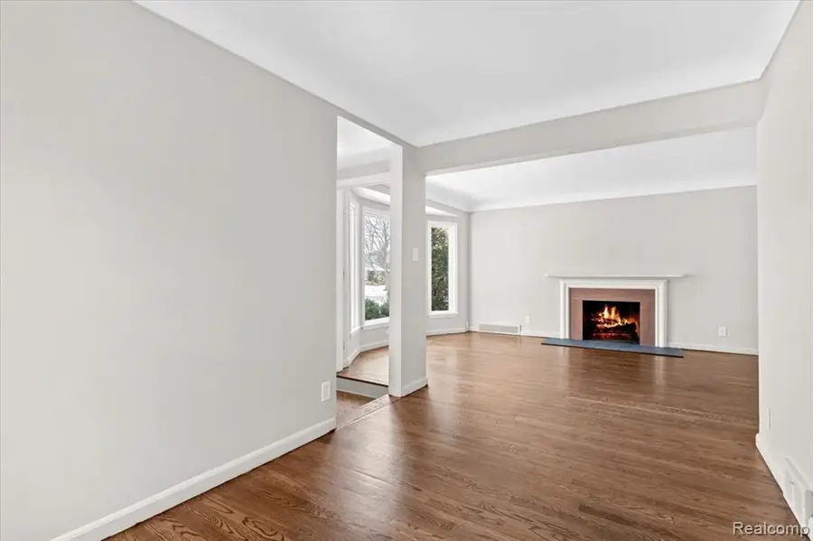 6740 Larme, Allen Park, MI 48101 - #3