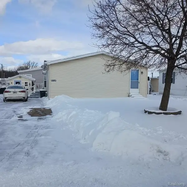 19859 Arcadia, Clinton Township, MI 48036