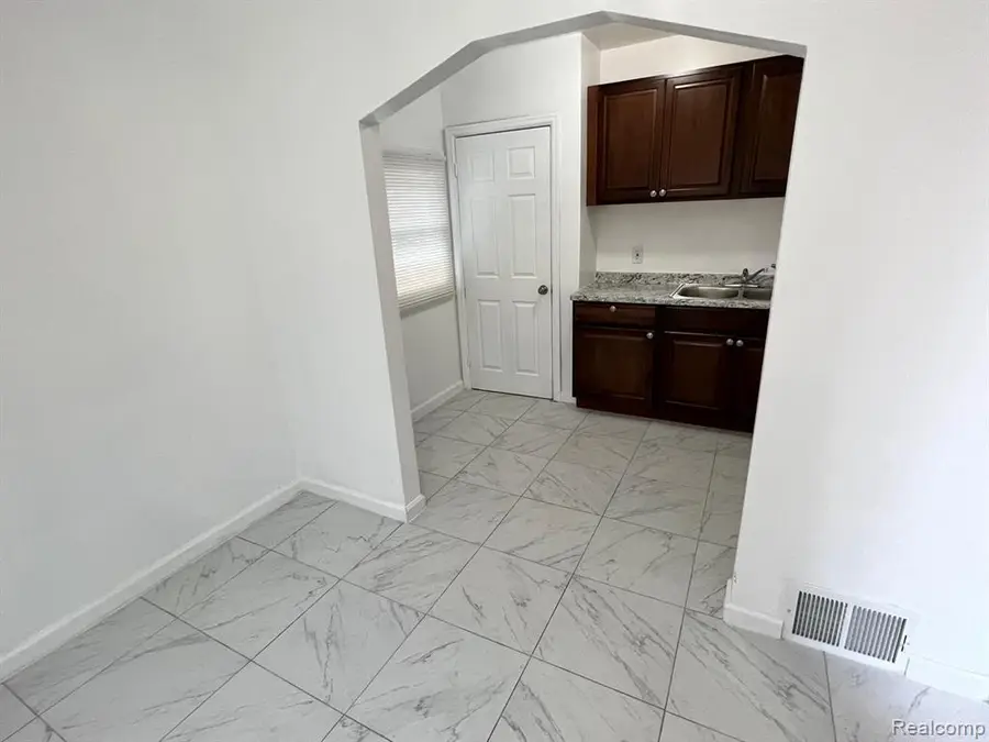 8279 Greenlawn, Detroit, MI 48204 - #2