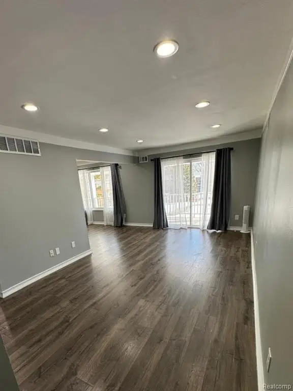 29346 Hoover, Warren, MI  - #3