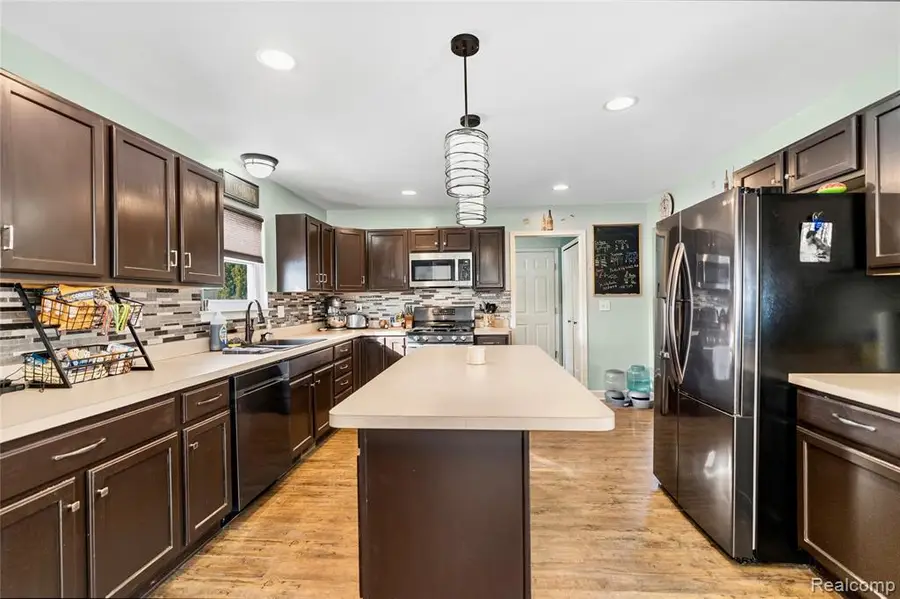 2238 Antrim, Davison, MI  - #3