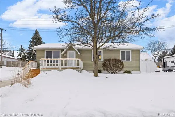 5165 Eagle Lake, Waterford, MI 