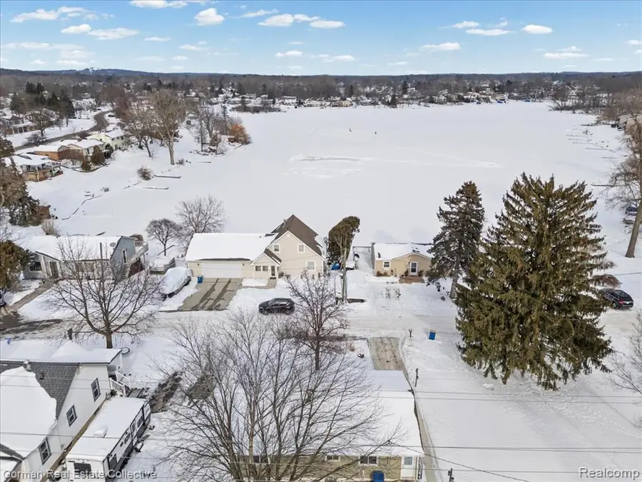 5165 Eagle Lake, Waterford, MI  - #3