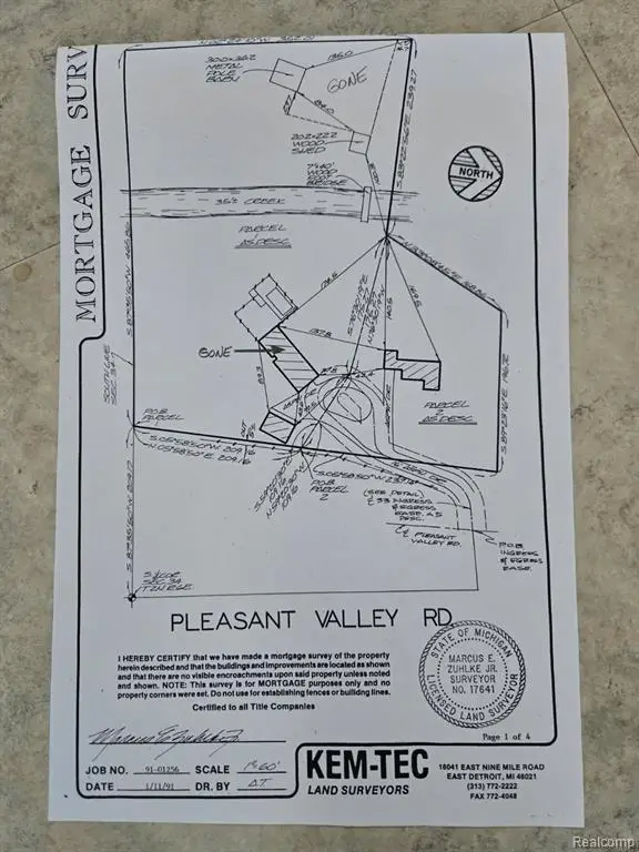 5920 Pleasant Valley, Brighton, MI 