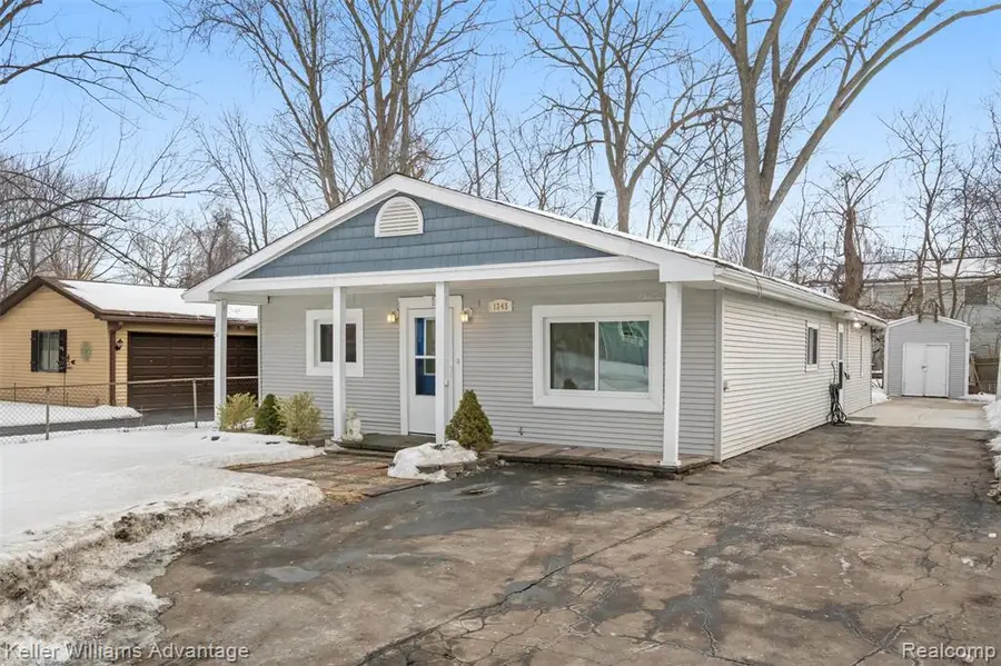 1345 Hendricks, Waterford, MI  - #2