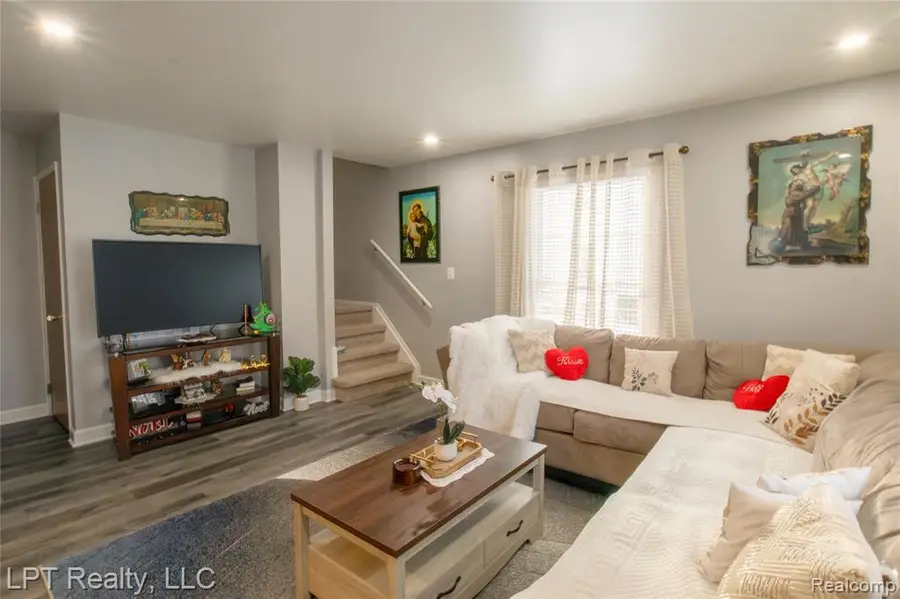 35463 Turner #266, Sterling Heights, MI  - #3