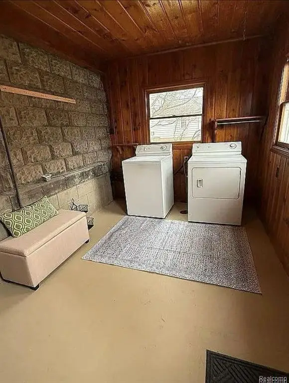 42 S Main, Elkton, MI 48731 - #3