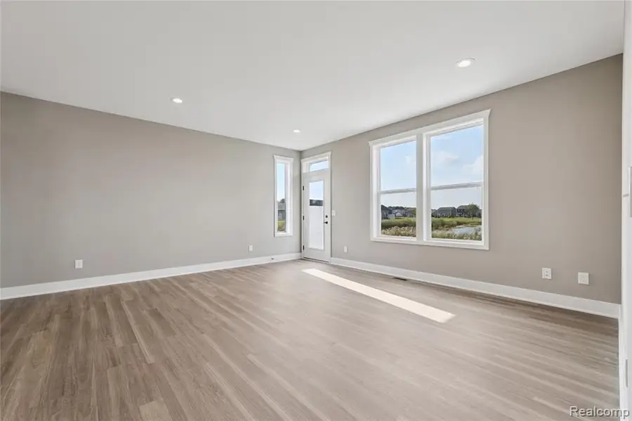 2315 Gilder, Howell, MI 48843 - #3