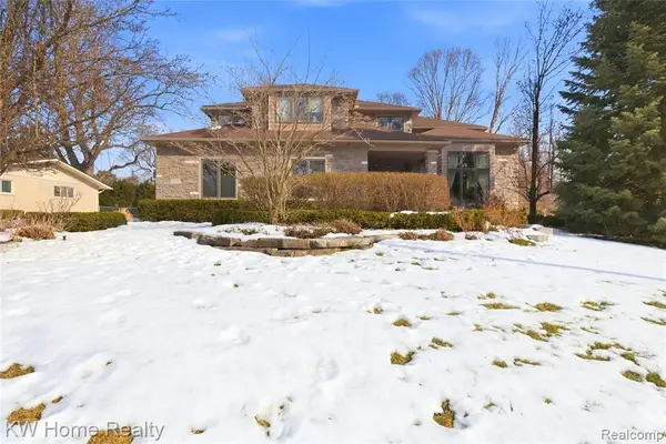 23914 Whittaker, Farmington, MI 