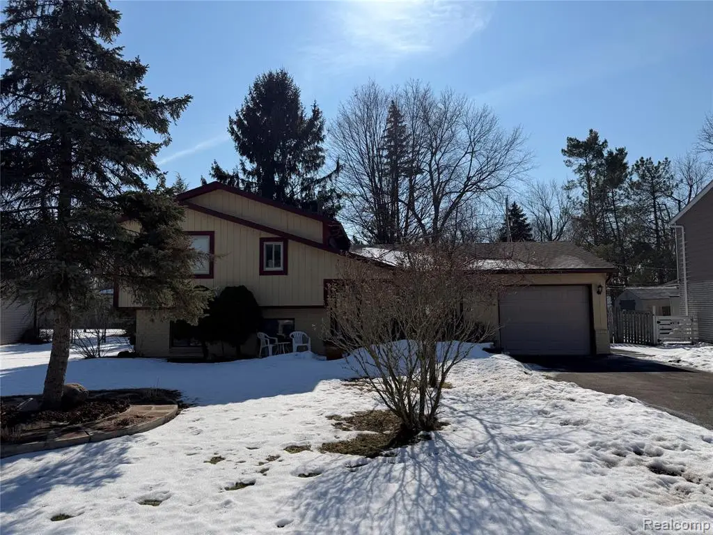 222 Wainwright, Novi, MI  - #1