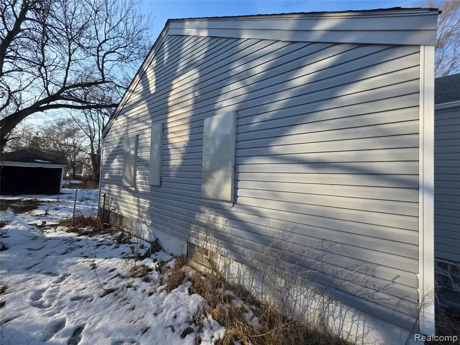 19195 Dresden, Detroit, MI 48205 - #2