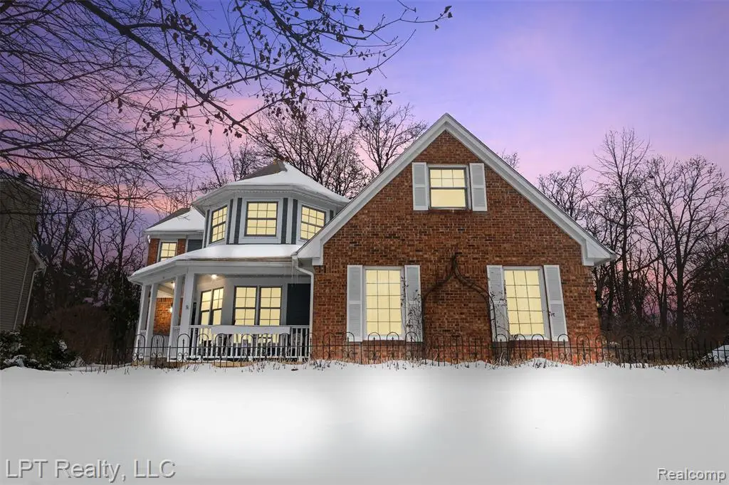 10788 Eagle Cove, South Lyon, MI  - #1