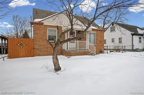 18890 Birmingham, Roseville, MI 