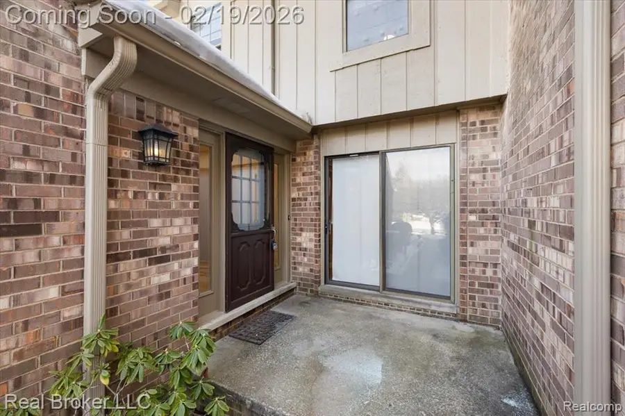 1938 Burning Bush, Rochester Hills, MI  - #2