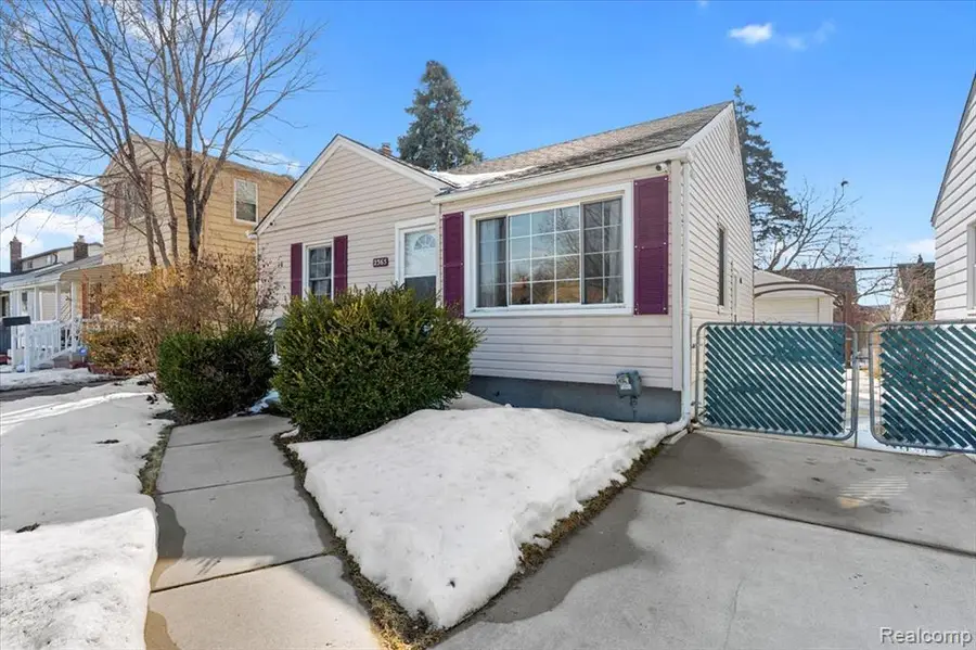 2365 Progress, Lincoln Park, MI  - #2