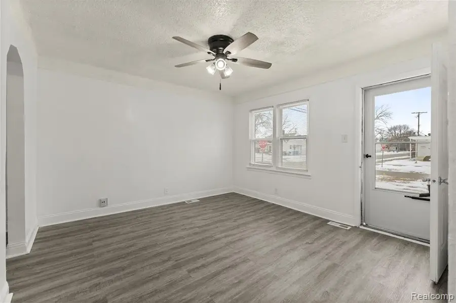 4721 Jackson, Dearborn Heights, MI  - #3