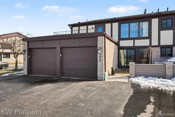 1034 Country Club, Saint Clair Shores, MI 