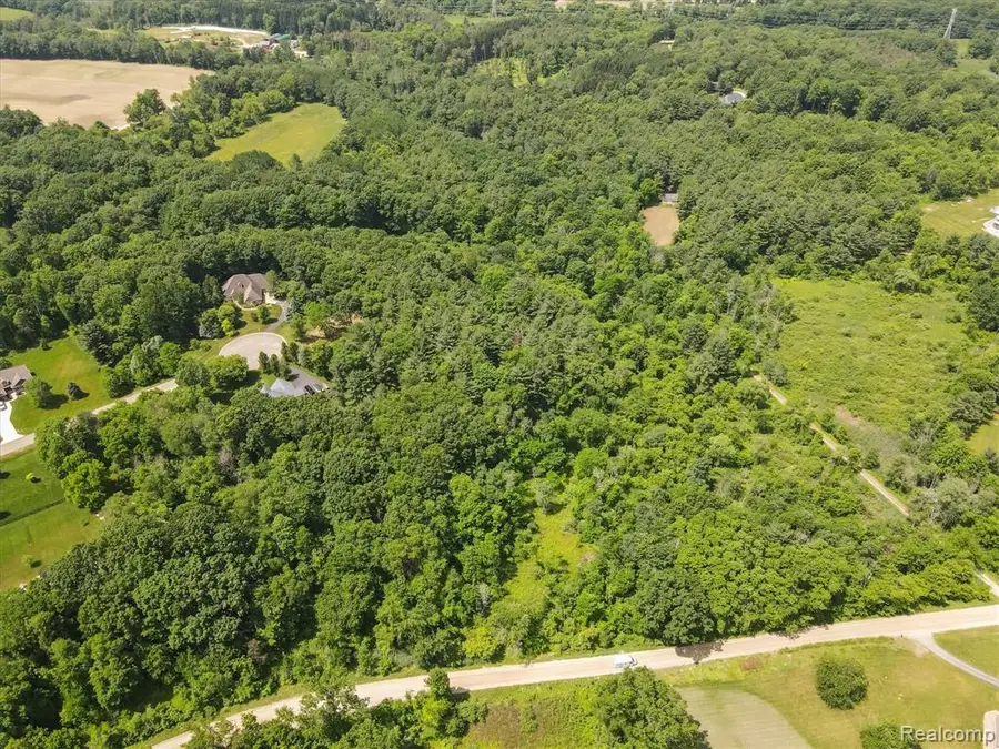 5 Donna, Dryden, MI 48428 - #3