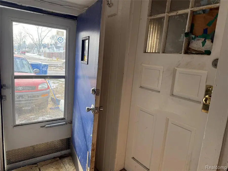 984 Voorheis, Waterford, MI  - #3