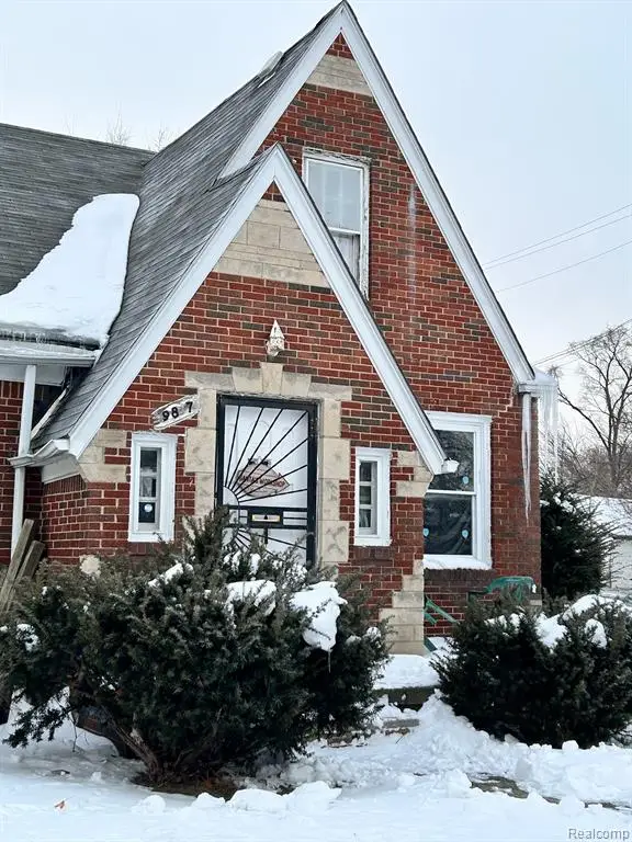 9817 Somerset, Detroit, MI 