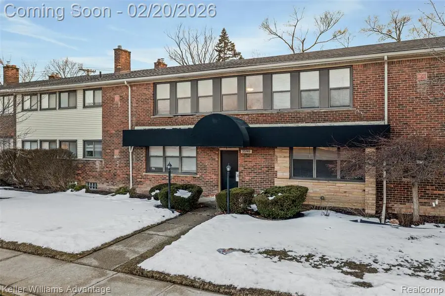 25749 Woodward #206, Royal Oak, MI  - #2