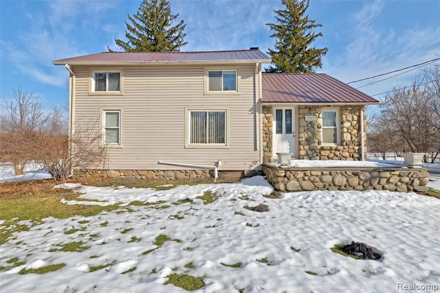 1717 S Sashabaw, Ortonville, MI  - #2