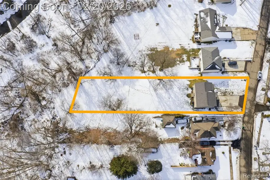 413 Newton, Lake Orion, MI  - #3