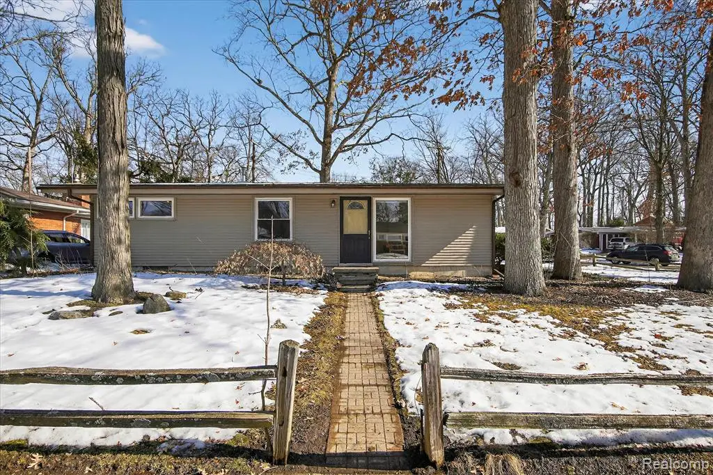 2344 S Circle, Ann Arbor, MI 48103 - #1