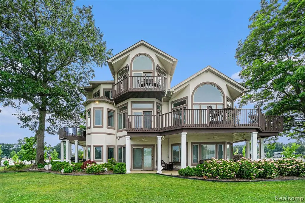 265 Lakeshore, Battle Creek, MI  - #1