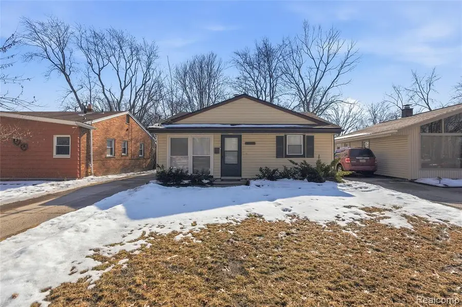 25037 Hopkins, Dearborn Heights, MI  - #2