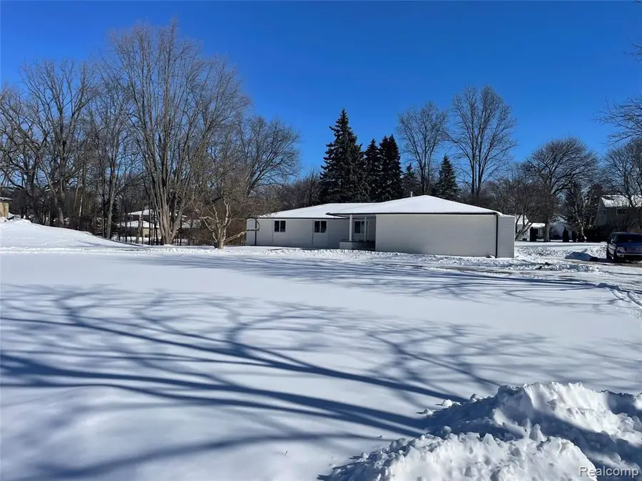1661 Winthrop, Bloomfield, MI  - #2
