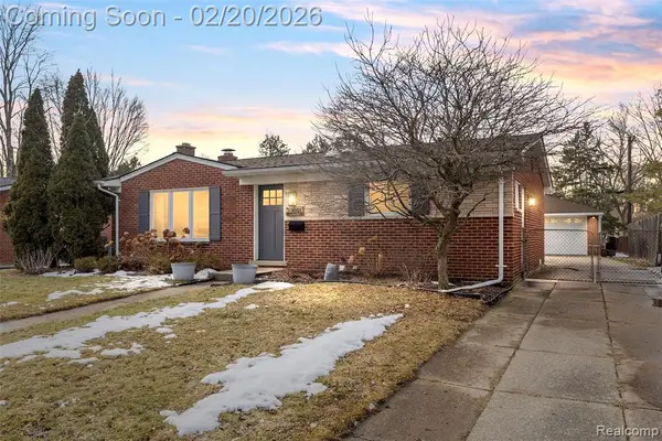 22091 Malden, Farmington, MI 