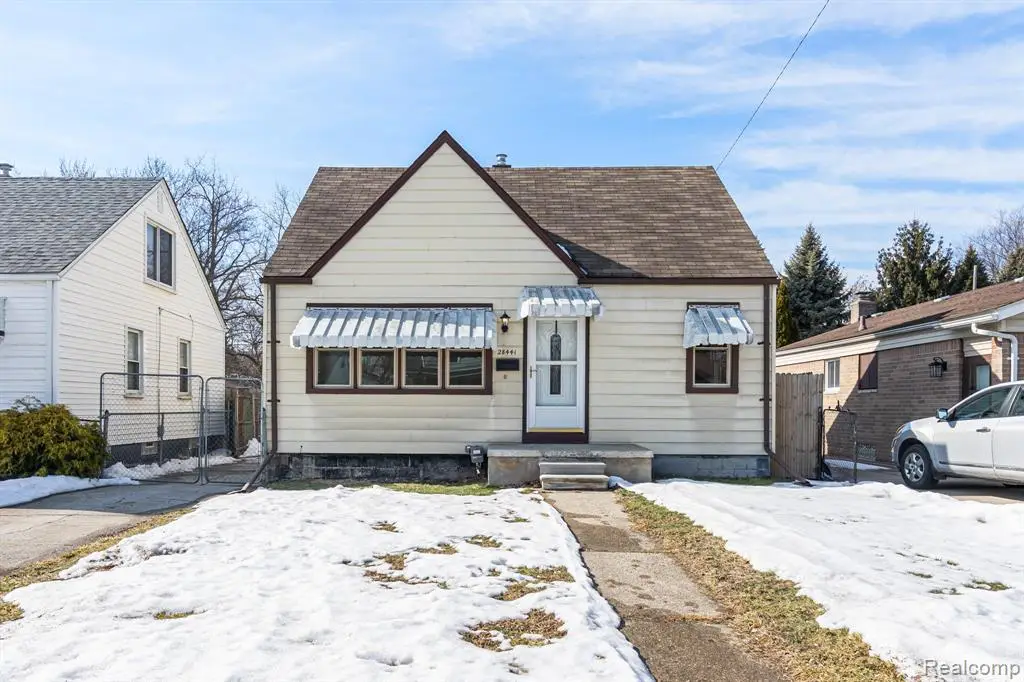 28441 Jahns, Roseville, MI 48066 - #1