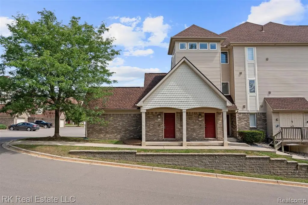 804 Brandon, Pontiac, MI  - #1