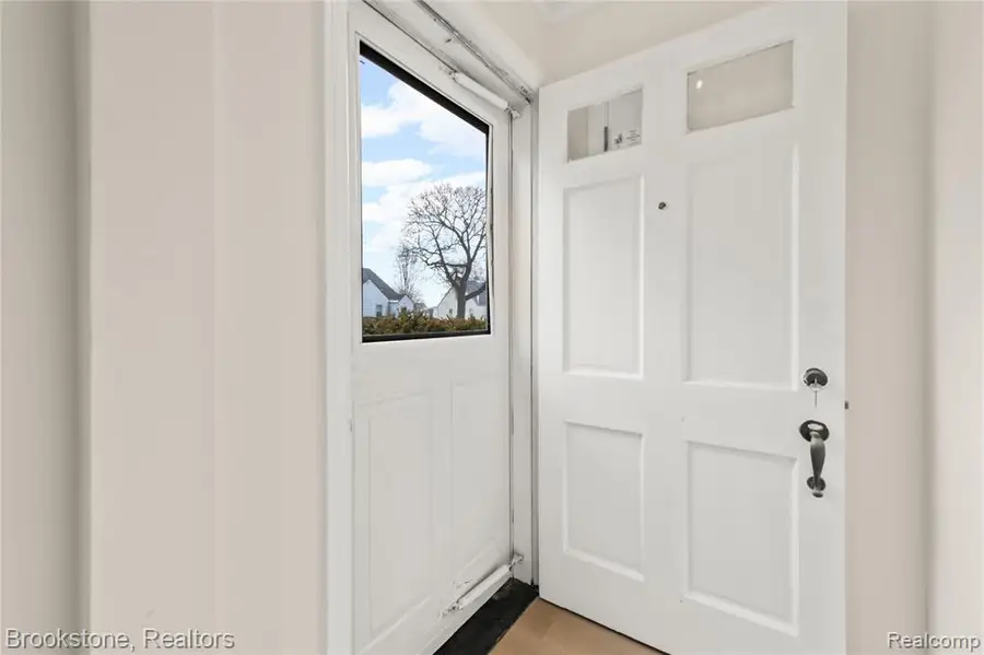 22373 Cyman, Warren, MI  - #2