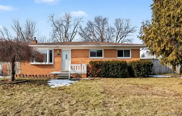 25237 Malvina, Warren, MI 