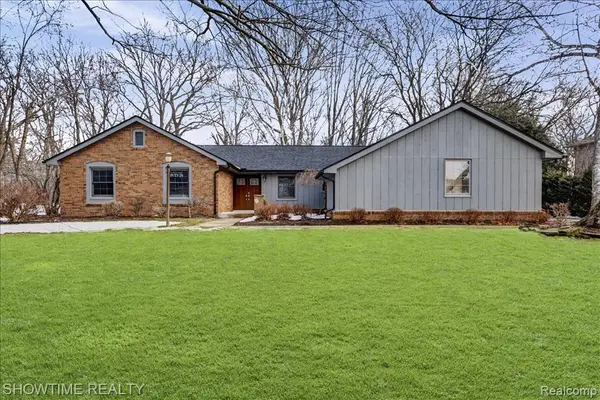 5688 Tequesta, West Bloomfield, MI 