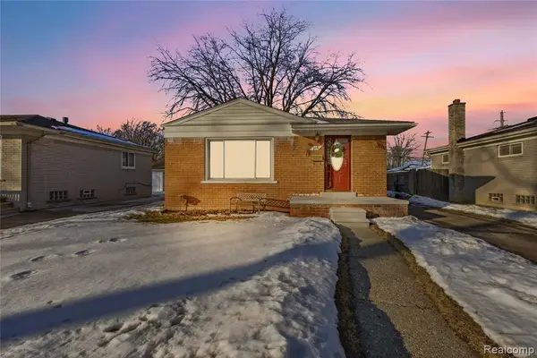 216 Royal Park, Madison Heights, MI 