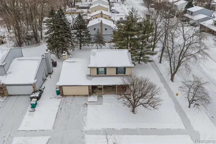 5695 Caren, Ypsilanti, MI  - #3