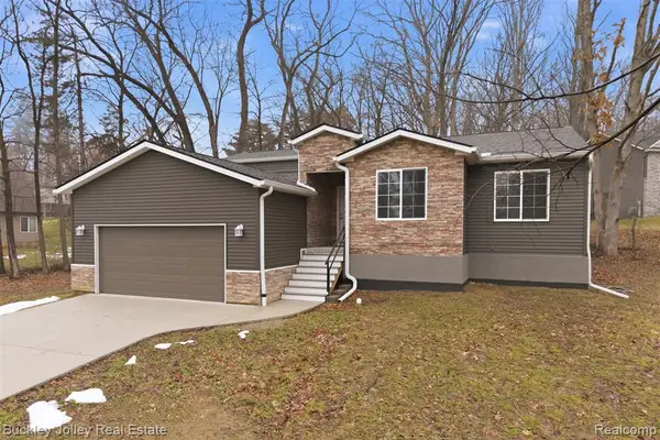 10303 9 Mile, Whitmore Lake, MI 