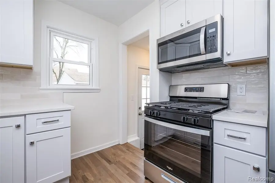 1560 Cambridge, Berkley, MI  - #3